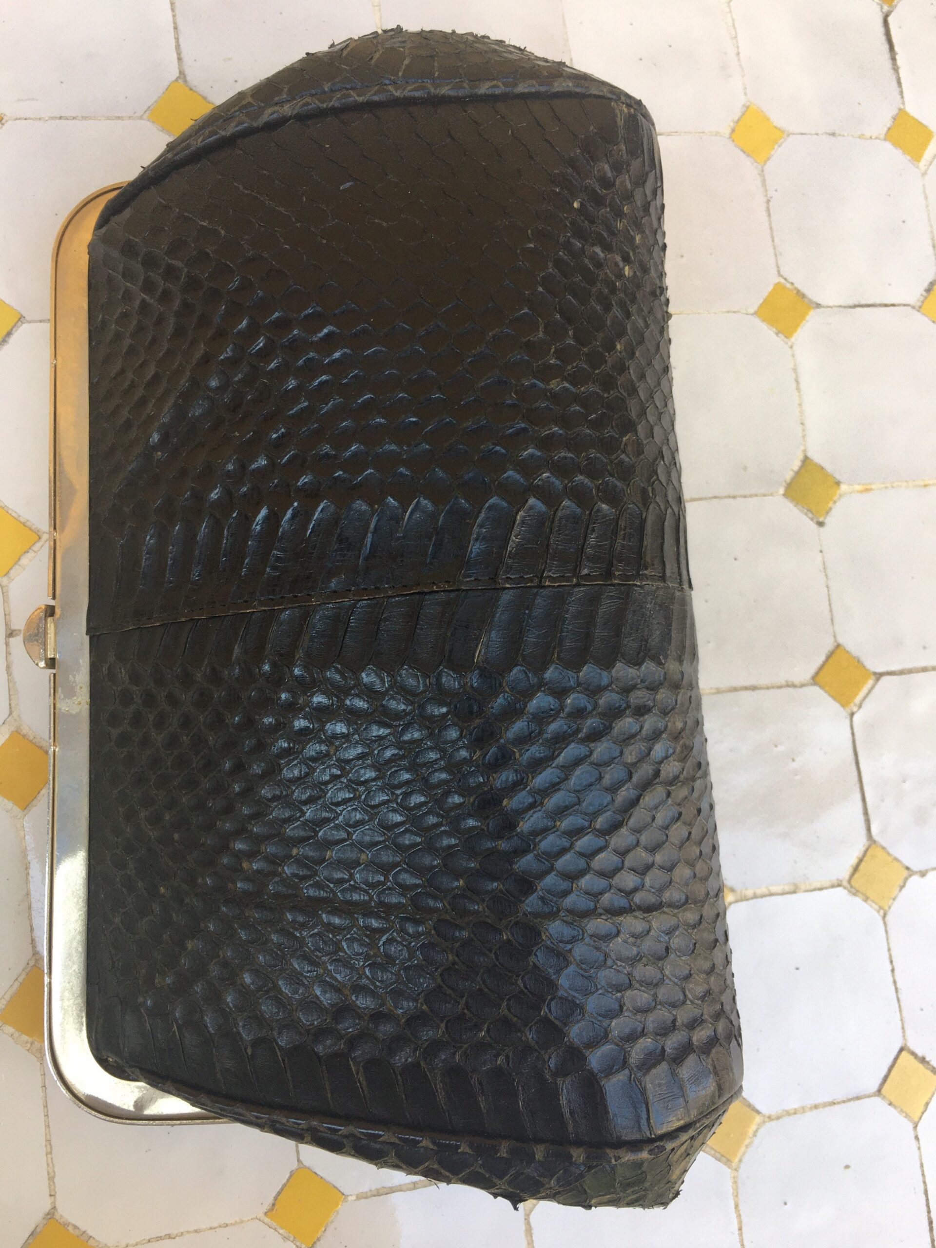 50s Vintage BORSELLO LEATHER PYTHON/Vintage black leather pouch/Reptile bag/wallet python/cosmetic bag - immagine 6