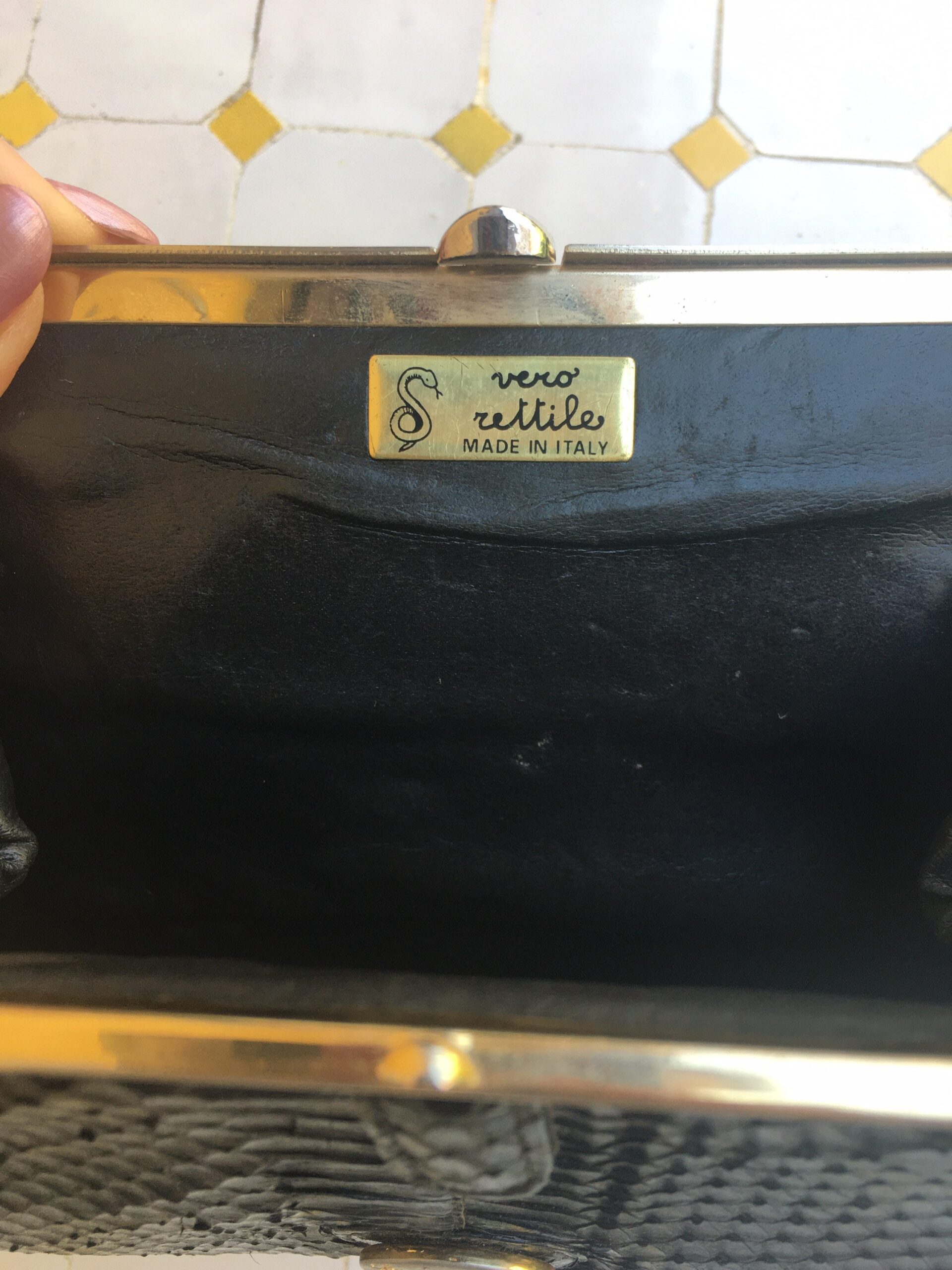 50s Vintage BORSELLO LEATHER PYTHON/Vintage black leather pouch/Reptile bag/wallet python/cosmetic bag - immagine 7