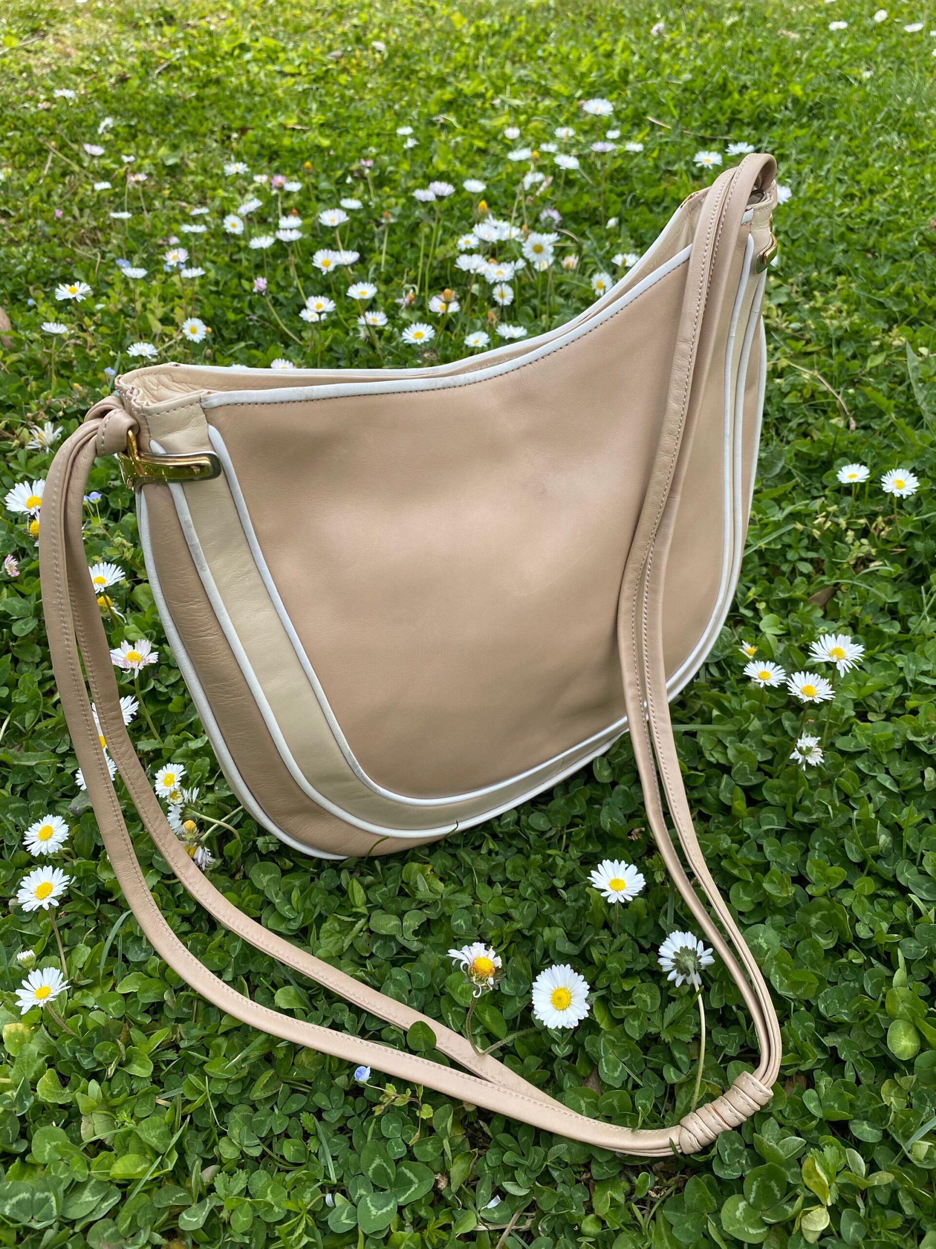 90s Vintage Shoulder bag/Beige ivory leather bag/Fashion bag Italy/Beige leather shoulder bag Design bag Italy - immagine 7