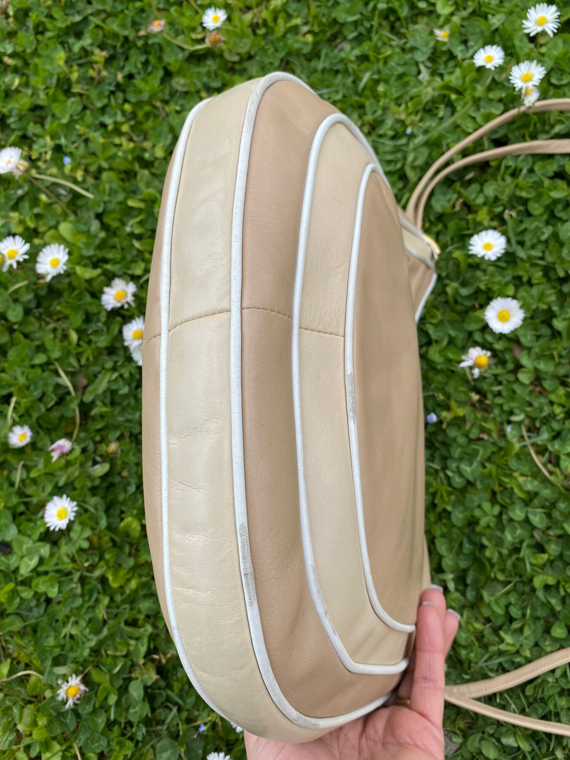 90s Vintage Shoulder bag/Beige ivory leather bag/Fashion bag Italy/Beige leather shoulder bag Design bag Italy - immagine 6