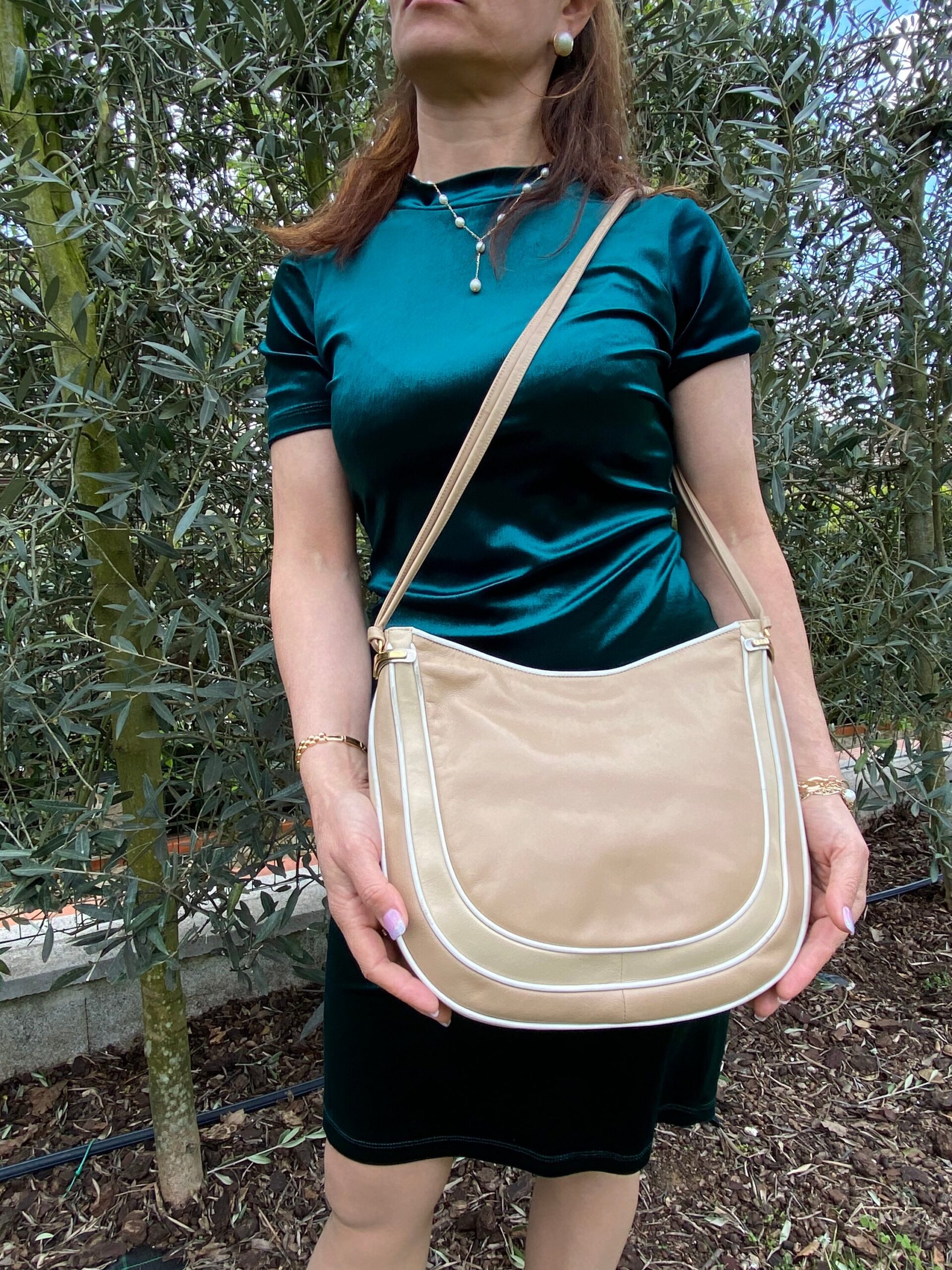 90s Vintage Shoulder bag/Beige ivory leather bag/Fashion bag Italy/Beige leather shoulder bag Design bag Italy - immagine 10