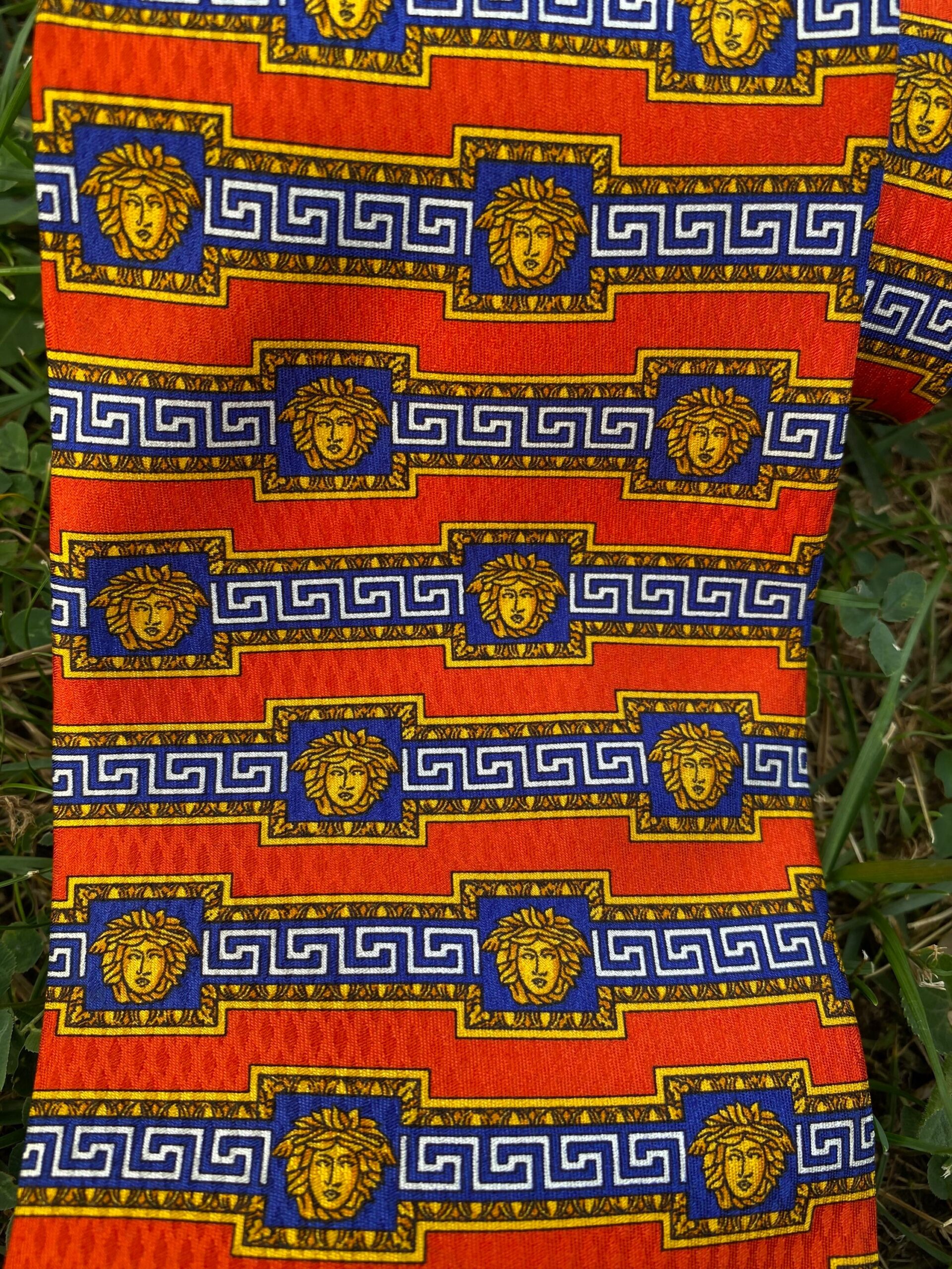 90s Vintage tie Gianni Versace Medusa Couture/Fashion orange blue tie silk/Design tie Versace/Gianni Versace vintage silk tie - immagine 2