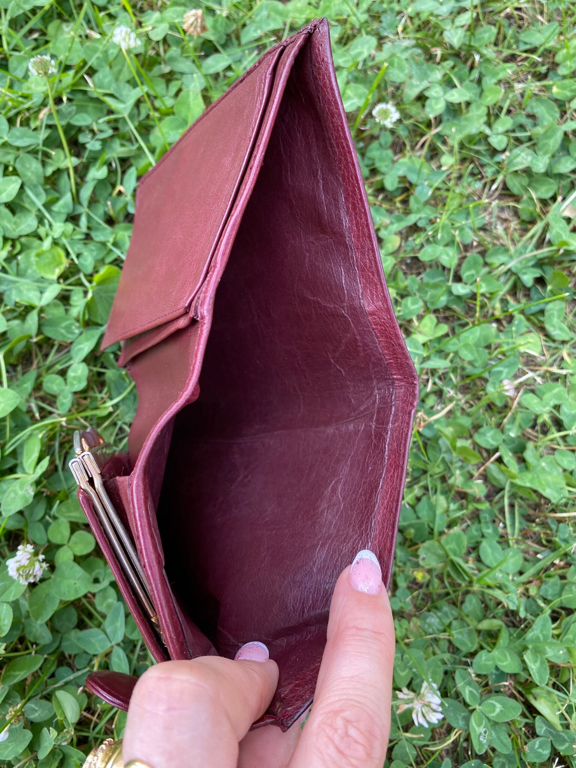 80s Authentic vintage wallet Cartier Paris/Bordeaux wallet leather/Original Cartier wallet/Fashion Design wallet Cartier - immagine 8