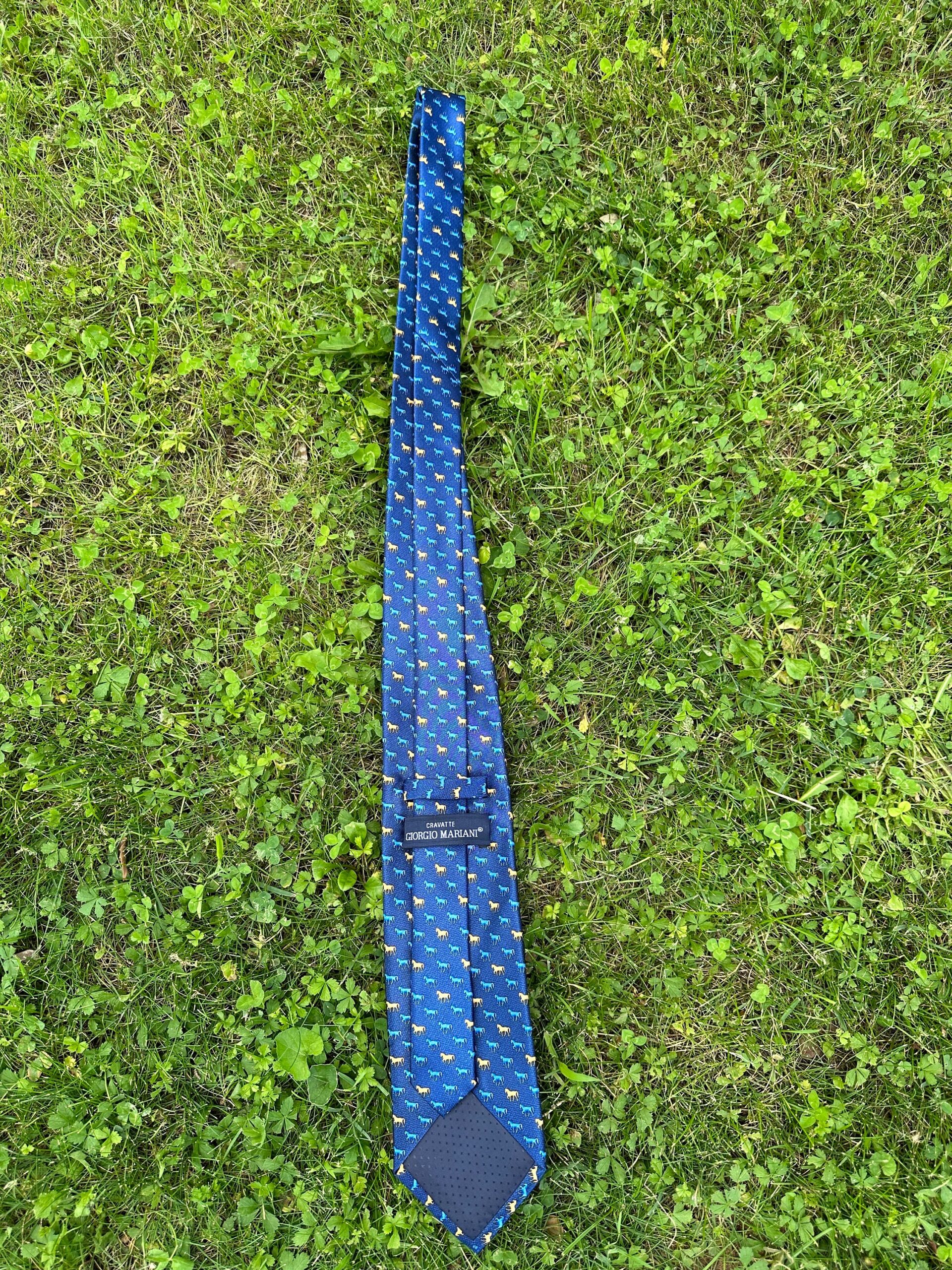 90s Vintage tie horse Giorgio Mariani/Tie with horses by Giorgio Mariani/Design tie horse/Blue yellow tie silk - immagine 3