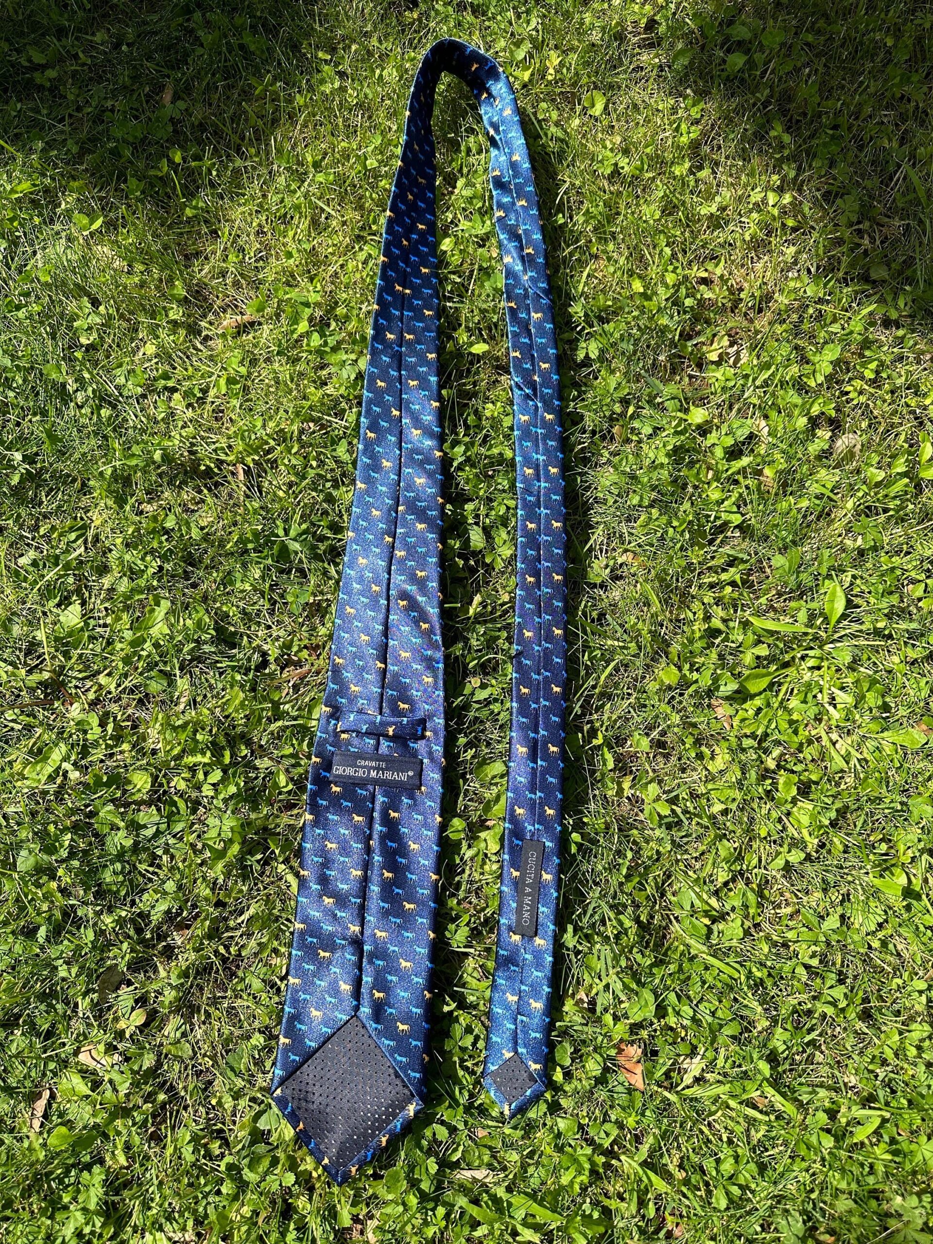 90s Vintage tie horse Giorgio Mariani/Tie with horses by Giorgio Mariani/Design tie horse/Blue yellow tie silk - immagine 5
