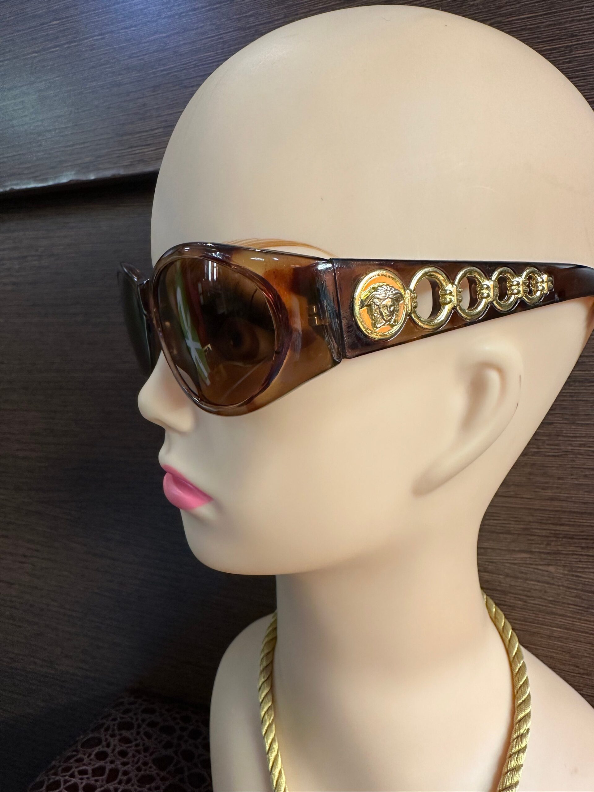 80s Vintage sun glasses Versace Medusa/Versace sunglasses/Design Luxury sun glasses Versace Gold Medusa/Brown glasses Versace - immagine 9