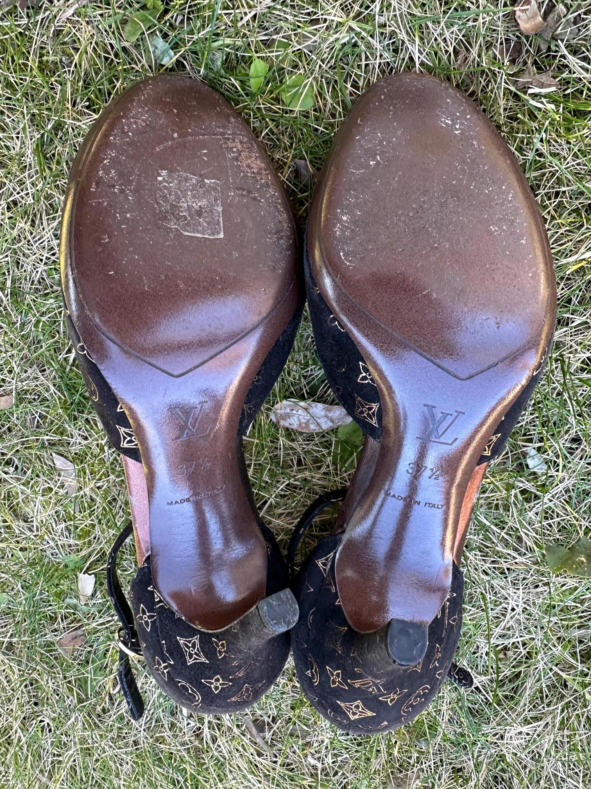 90s Vintage authentic LV decollete/Black gold chamois decollete/LV shoes/Louis Vuitton decollete design/Rare Louis Vuitton decollete - immagine 8